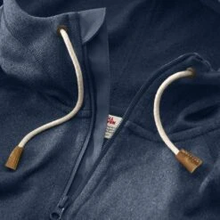 FJÄLLRÄVEN Ovik Fleece Hoodie - Men's|-|Chandail En Molleton Avec Capuchon Övik - Homme -Fjällräven Shop FJR 82252 7ENavy 7Ezoom 7953c1b5 fa4a 4bd2 98ac 1f4f539b6f2e