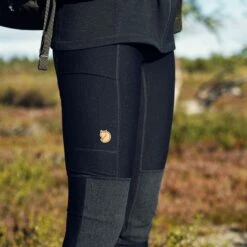 FJÄLLRÄVEN Abisko Trekking Tights - Women's|-|Legging De Randonnée Abisko Trekking - Femme 40 FJÄLLRÄVEN Abisko Trekking Tights - Women's|-|Legging De Randonnée Abisko Trekking - Femme -Fjällräven Shop FJR 89586 7E 7ELifestyle1 20Black