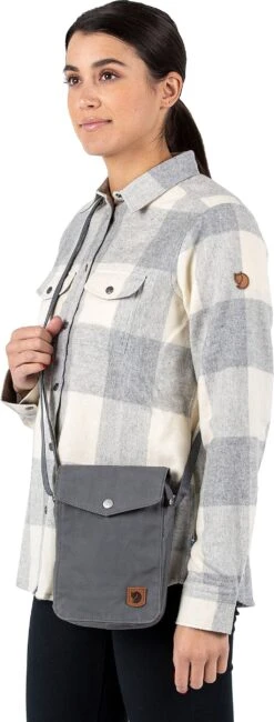 FJÄLLRÄVEN Greenland Pocket|-|Sac à Bandoulière Greenland Pocket -Fjällräven Shop FJR F23156 7E 7EFront 20Dusk