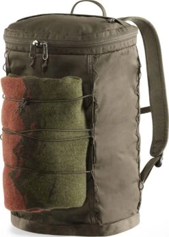 FJÄLLRÄVEN Singi Daypack - 20L|-|Sac De Promenade Singi - 20L -Fjällräven Shop FJR F23319 7E 7ESide 20Dark 20Olive