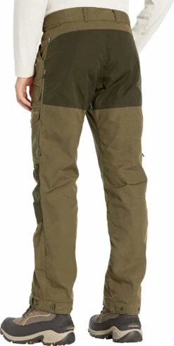 FJÄLLRÄVEN Vidda Pro Ventilated Trousers - Men's|-|Pantalon Vidda Pro Ventilated - Homme -Fjällräven Shop FJR F81160R 7E 7Eback 20Laurel 20Green 20 20Deep 20Forest a1eefce4 4231 4963 8aaf 3eebb9e26c7f