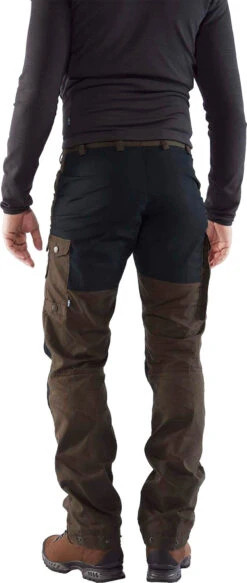 FJÄLLRÄVEN Vidda Pro Trousers - Long - Men's|-|Pantalon Vidda Pro - Long - Homme -Fjällräven Shop FJR F81760 7EDark 20Olive 7Ebackmodel