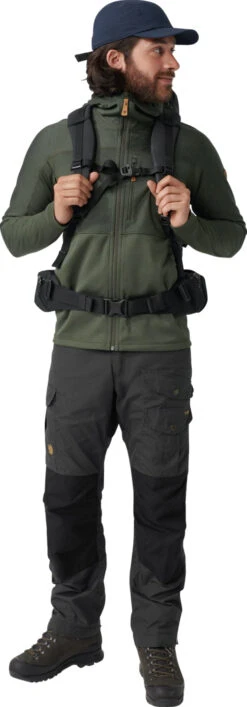 FJÄLLRÄVEN Vidda Pro Trousers - Long - Men's|-|Pantalon Vidda Pro - Long - Homme -Fjällräven Shop FJR F81760 7E 7EStandard 20Outfit 20Dark 20Grey d036641d 7898 4a61 9386 dd3bd3e8f1b0