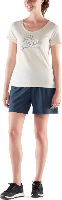 FJÄLLRÄVEN High Coast Relaxed Shorts - Women's|-|Short Décontracté High Coast - Femme -Fjällräven Shop FJR F87034 7E 7EFront 20Navy