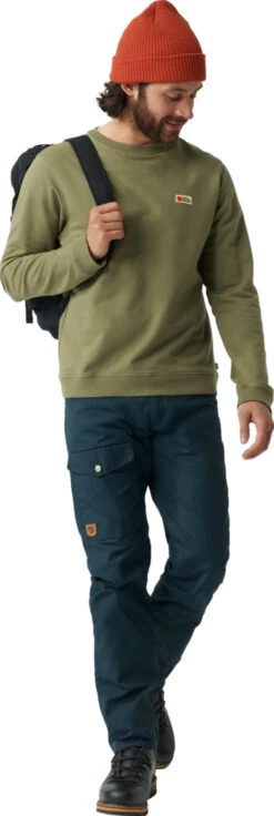 FJÄLLRÄVEN Vardag Sweater - Men's|-|Chandail Vardag - Homme 18 FJÄLLRÄVEN Vardag Sweater - Men's|-|Chandail Vardag - Homme -Fjällräven Shop FJR F87070 7E 7EStandard 20Outfit 20Green