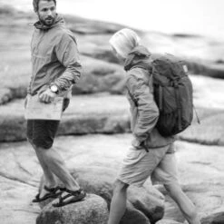 FJÄLLRÄVEN Kaipak 38 - Stone Grey -Fjällräven Shop Fjallraven Kaipak38L StoneGrey 05