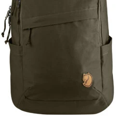 FJÄLLRÄVEN Räven 20L Backpack - Dark Olive 9 FJÄLLRÄVEN Räven 20L Backpack - Dark Olive -Fjällräven Shop Fjallraven Raven20L DarkOlive 03