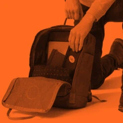 FJÄLLRÄVEN Kånken Classic Backpack - Sky Blue -Fjällräven Shop Fjallraven SS23 KankenClassic 02 76c9d902 9215 42f0 8066 cdc8c0f16fa1