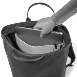 FJÄLLRÄVEN Vardag Totepack - Deep Forest -Fjällräven Shop Fjallraven VardagTotepack Storm 06 de044e49 edc0 450b 954e 43735eddf7de