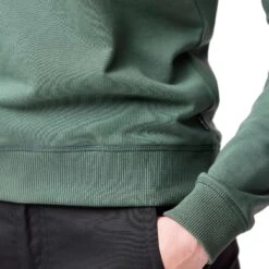 FJÄLLRÄVEN Fjällräven 1960 Logo Badge Sweater Women - Grey-melange 11 FJÄLLRÄVEN Fjällräven 1960 Logo Badge Sweater Women - Grey-melange -Fjällräven Shop fjaellraeven 1960 logo badge sweater women grey melange 4 1507971