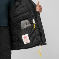 FJÄLLRÄVEN Fjällräven Expedition Down Jacket - Black -Fjällräven Shop fjaellraeven expedition down jacket deep forest 14 1252021 1