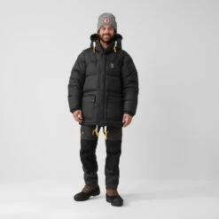 FJÄLLRÄVEN Fjällräven Expedition Down Jacket - Black -Fjällräven Shop fjaellraeven expedition down jacket deep forest 2 1252036 1