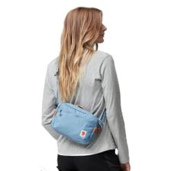 FJÄLLRÄVEN Fjällräven High Coast Crossbody Bag - 3L - Dawn Blue -Fjällräven Shop fjaellraeven high coast crossbody bag dawn blue 1 1505793 4