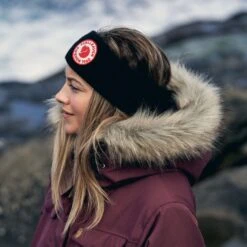 FJÄLLRÄVEN Fjällräven Nuuk Parka Women - Buckwheat Brown -Fjällräven Shop fjaellraeven nuuk polar parka damen 1 1328642