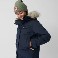 FJÄLLRÄVEN Fjällräven Nuuk Parka Women - Buckwheat Brown -Fjällräven Shop fjaellraeven nuuk polar parka women dark navy 1 1254279
