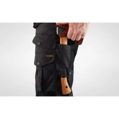 FJÄLLRÄVEN Men's Barents Pro Trousers -Fjällräven Shop iview 1001722 002 pic9