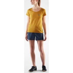 FJÄLLRÄVEN Women's Fjällräven Logo T-Shirt -Fjällräven Shop iview 1072697 001 pic3